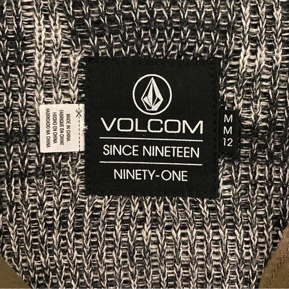 Volcom Green Cargo Button Down Long Sleeve Jacket with Pockets & Pattern Back - Picture 6 of 8